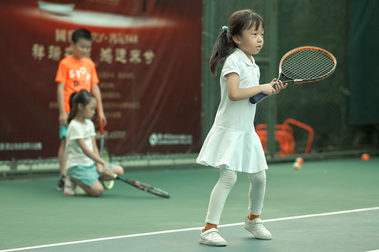 小学生　体育　テニス